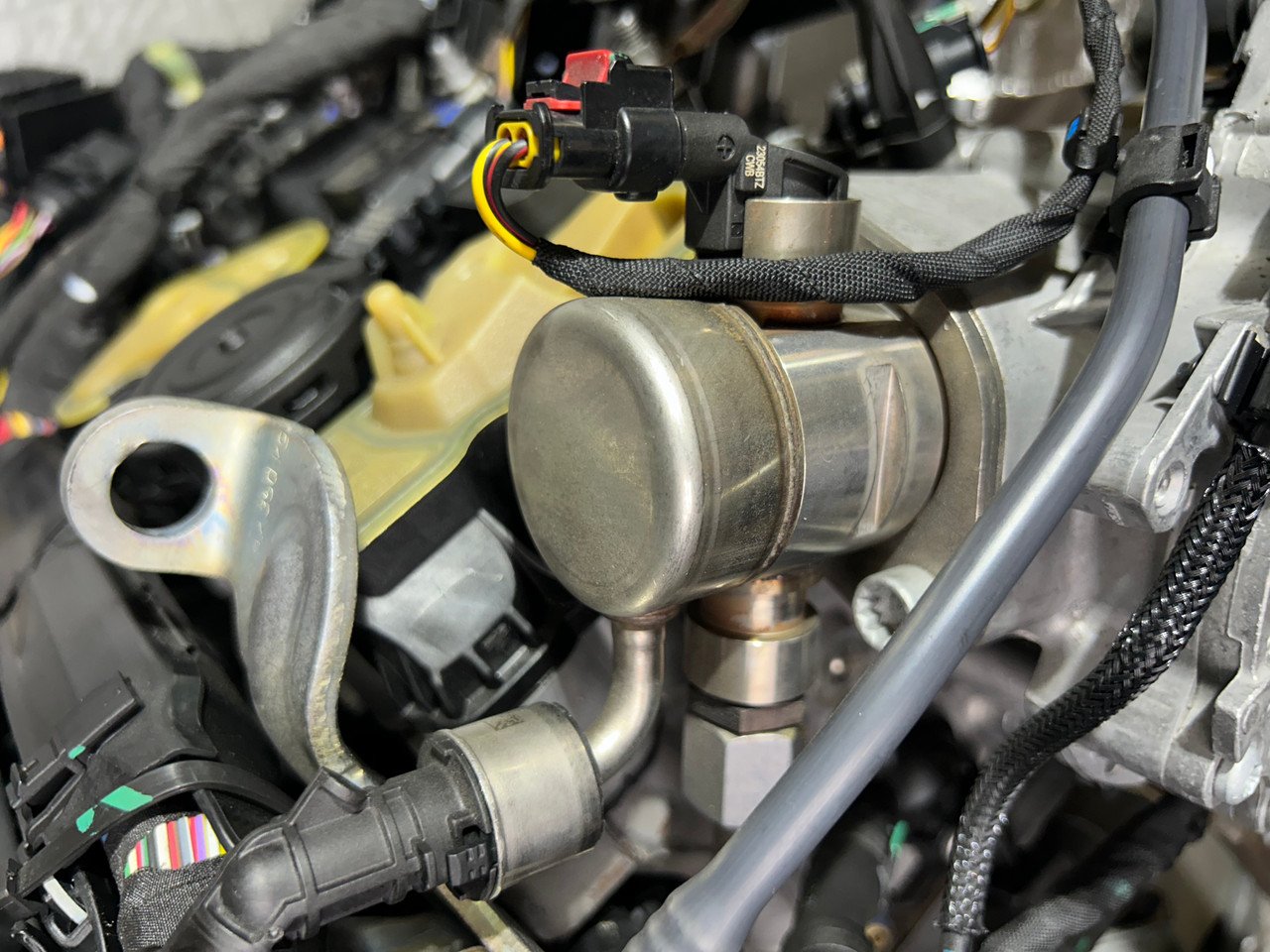 2022-2025 Volkswagen MK8 Golf R 2.0l Engine Long Block / DSFA / 19K M8R01 - Image 4