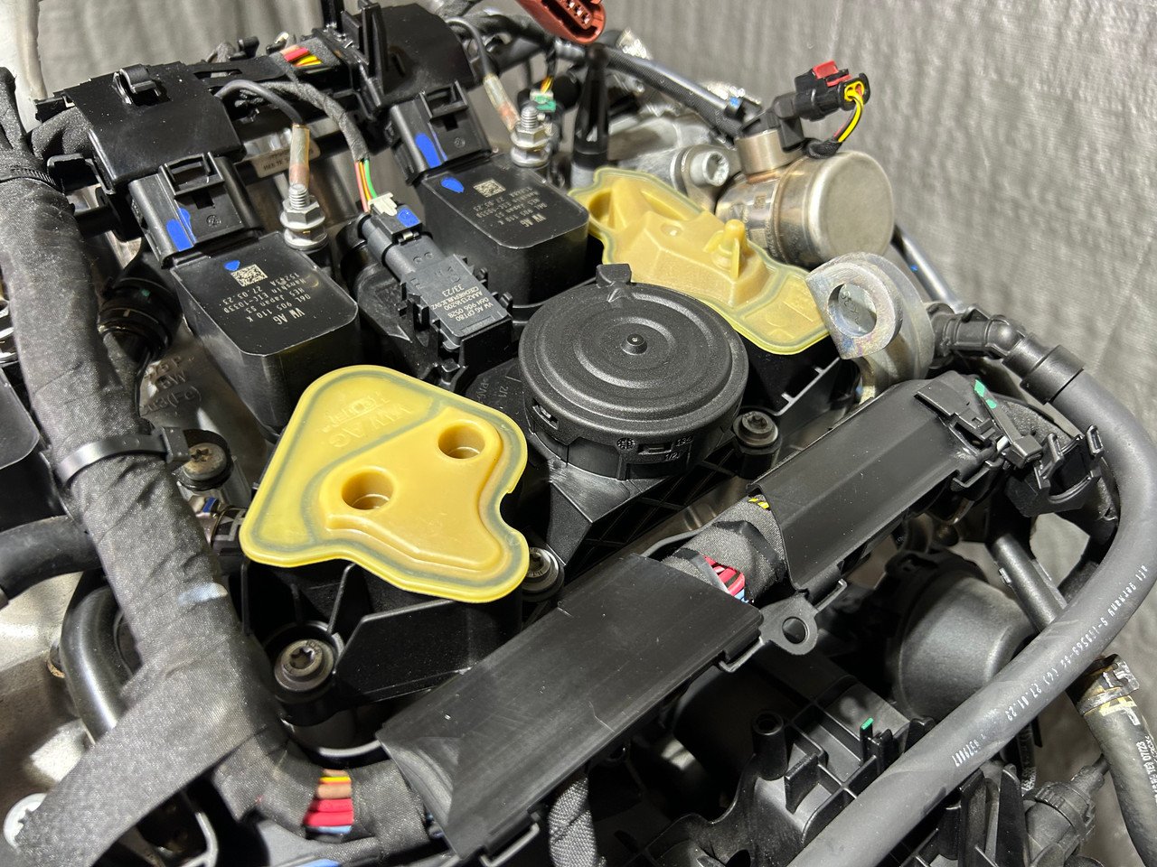 2022-2025 Volkswagen MK8 Golf R 2.0l Engine Long Block / DSFA / 19K M8R01 - Image 27