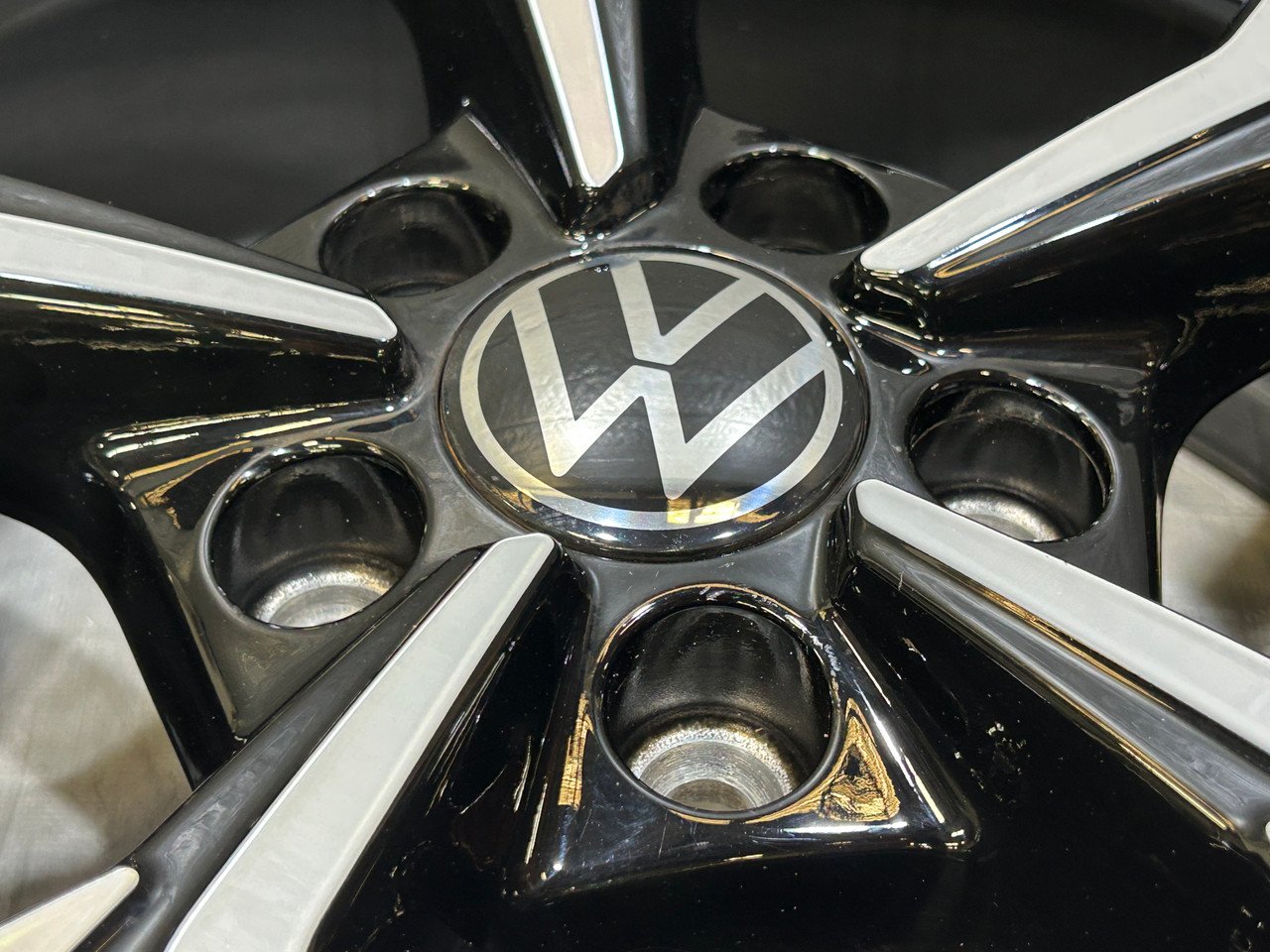 2022-2024 Volkswagen MK8 Golf R 19"Estoril Machined Wheels Rims / Set of 4 / *BENDS* / M8R01 - Image 17