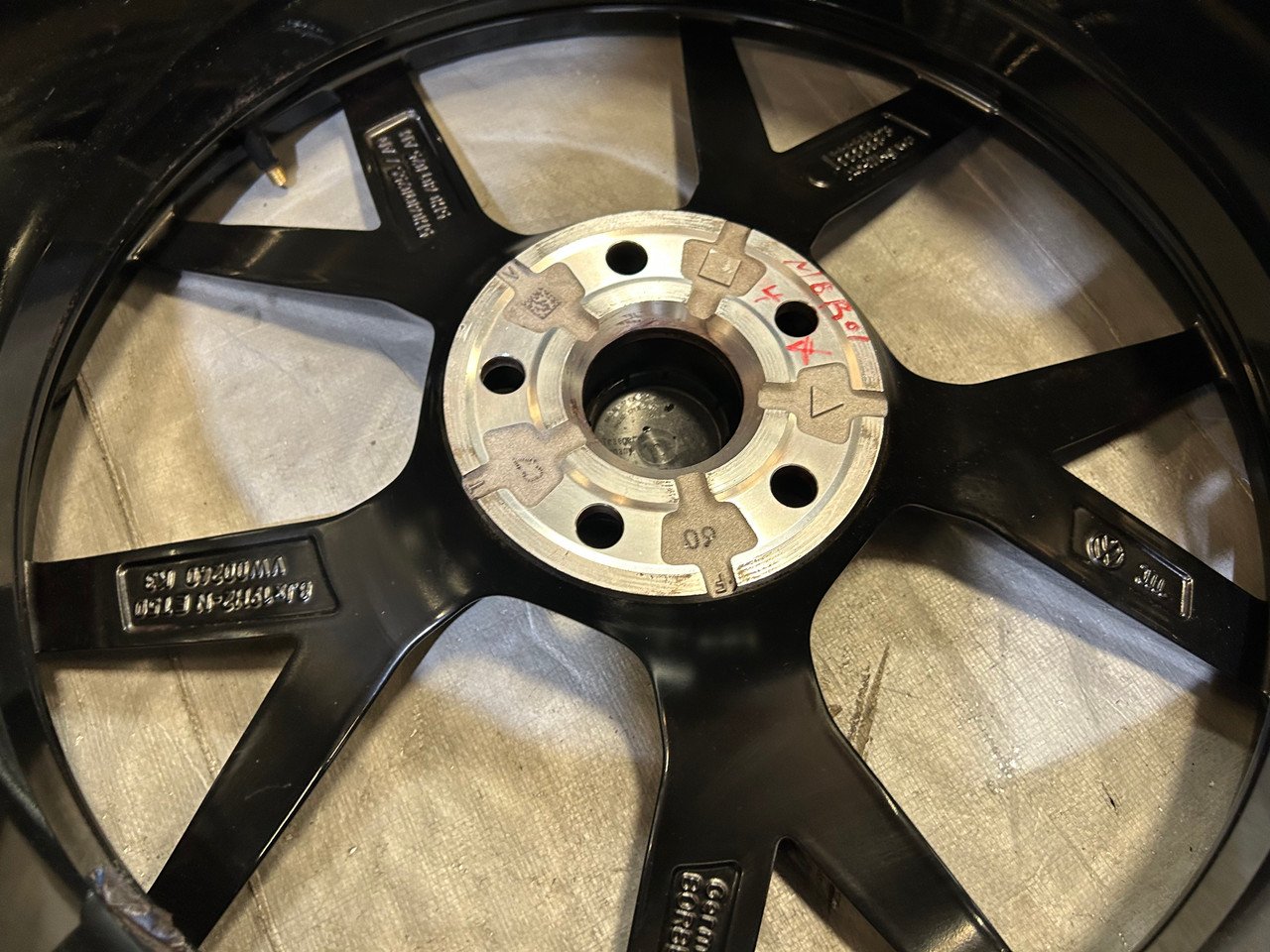 2022-2024 Volkswagen MK8 Golf R 19"Estoril Machined Wheels Rims / Set of 4 / *BENDS* / M8R01 - Image 33
