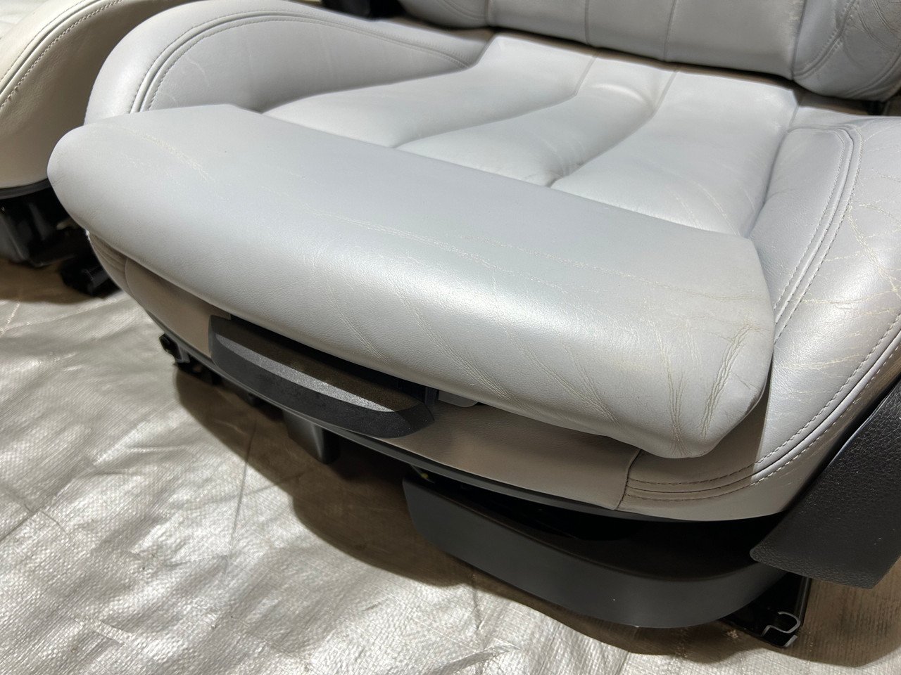 2015-2020 F83 BMW M4 Convertible Silverstone Merino Leather Front Seats / Heated w/ Neck Warmer / F8M02 - Image 5