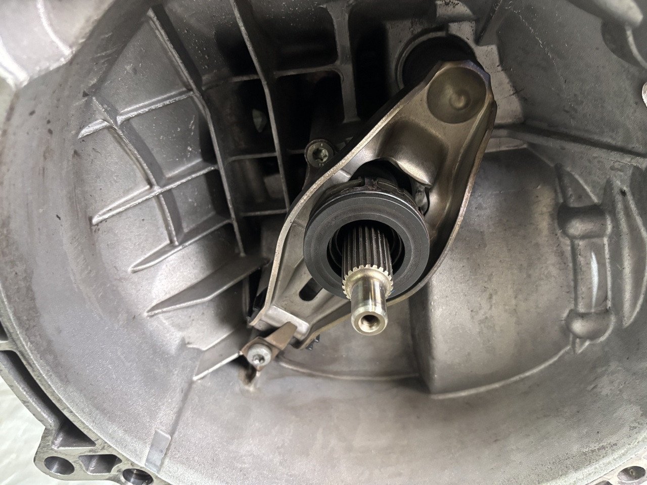 2018-2019 Porsche 718 Boxster Cayman GTS 6 Speed Manual Transmission Transaxle / 65K BC302 - Image 8