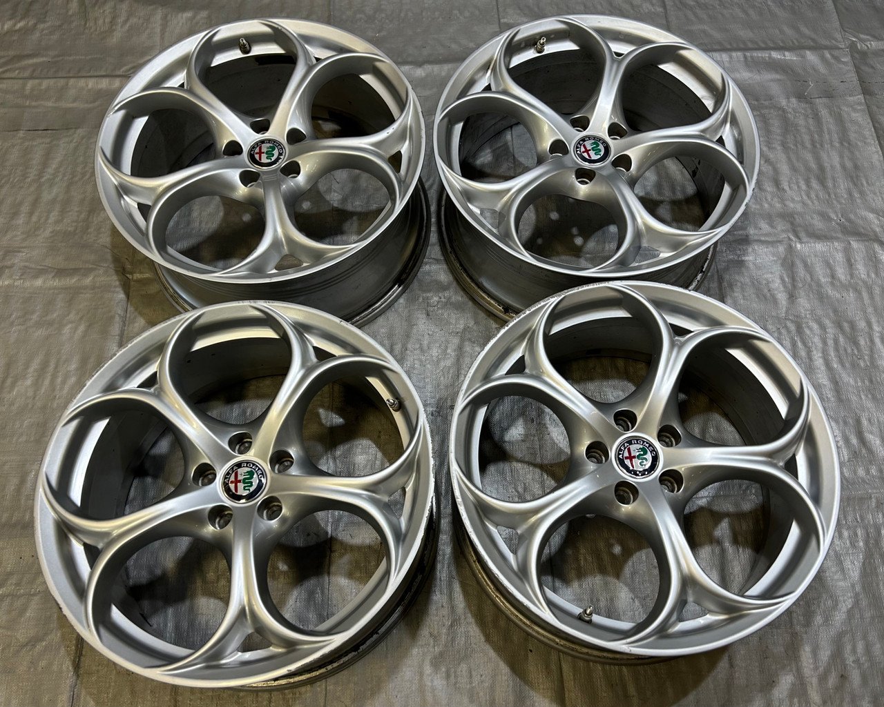 2017-2019 Alfa Romeo Giulia Ti Sport Q4 19" Wheels Rims / Set of 4 / *Minor Bends* / AG005