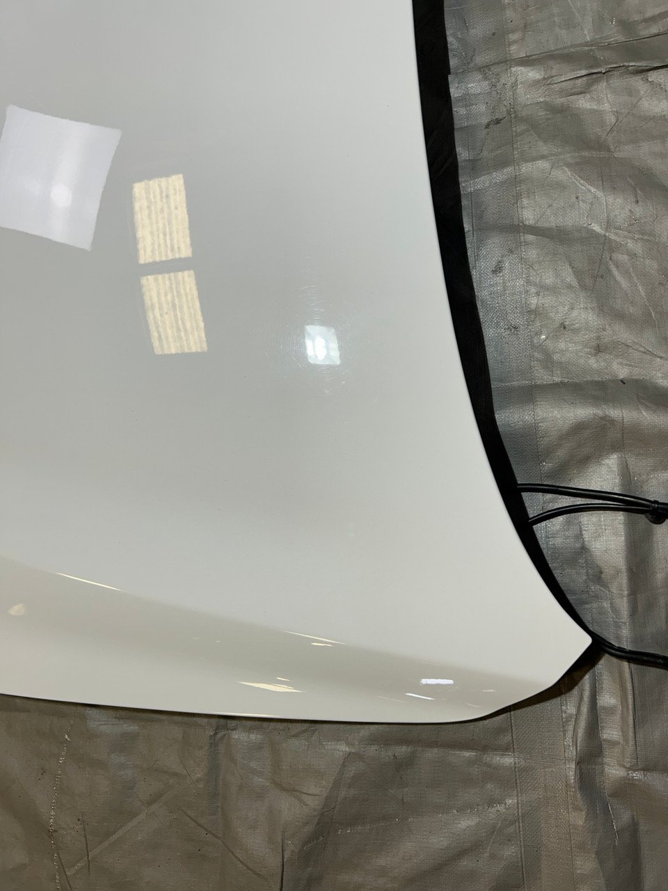 2017-2022 Alfa Romeo Giulia OEM Aluminum Hood Panel / Alfa White / AG005 - Image 4
