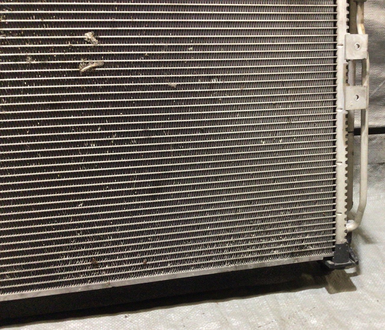 2017-2019 Infiniti Q60 Premium 3.0T Radiator w/ Cooling Fan / 63k / IQ601 - Image 5