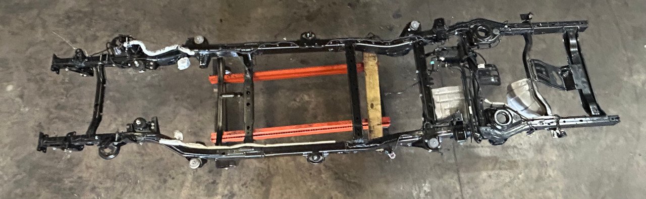 2020-2024 Jeep Gladiator JT Mojave Factory Reinforced Chassis Frame Rail Assembly / JT001