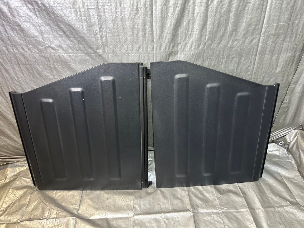 2020-2024 Jeep Gladiator JT OEM Removable Hard Top Assembly w/ Freedom Panels / Black / JT004