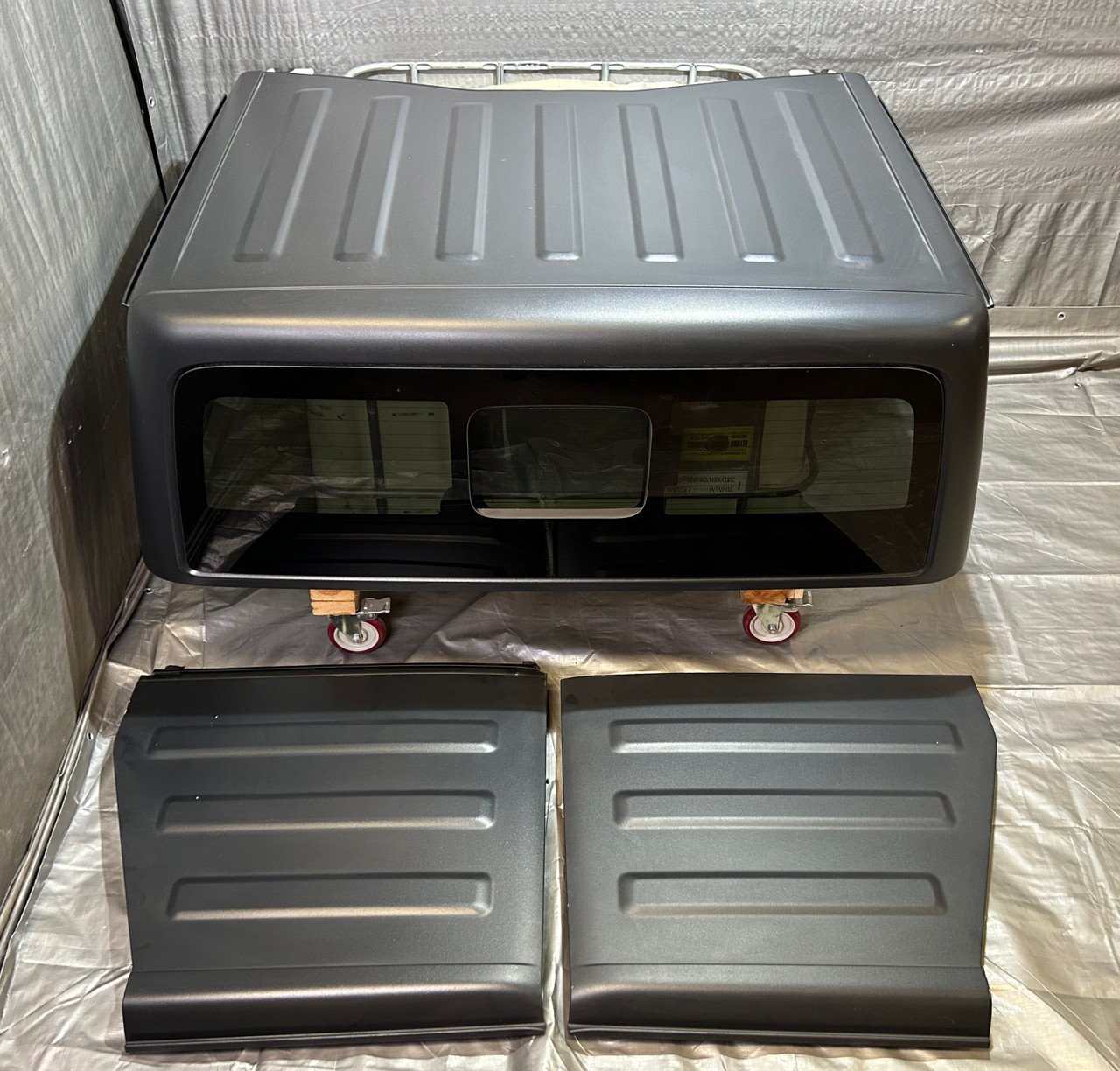 2020-2024 Jeep Gladiator JT OEM Removable Hard Top Assembly w/ Freedom Panels / Black / JT004 - Image 5