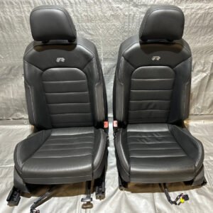 2015-2017 Volkswagen MK7 Golf R Black Leather Front Seats / Pair / M7R09