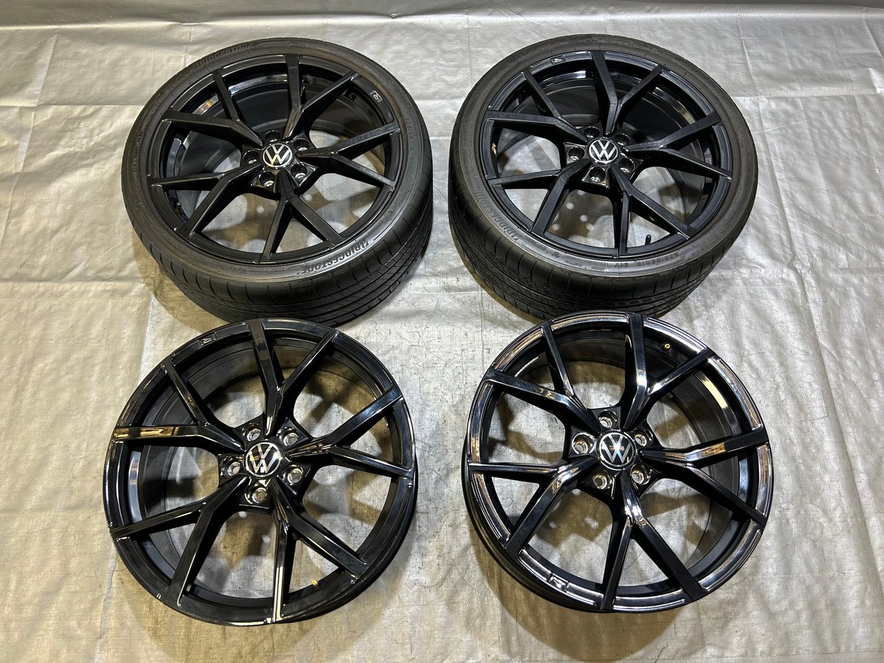 2022-2024 Volkswagen MK8 GTI 380 19" R-Design Wheels Rims / Set of 4 / *BEND* M8002