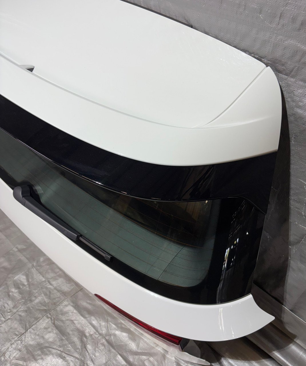 2022-2024 Volkswagen MK8 Golf R Rear Trunk Lid w/ Spoiler / Lights / M8R01 - Image 3