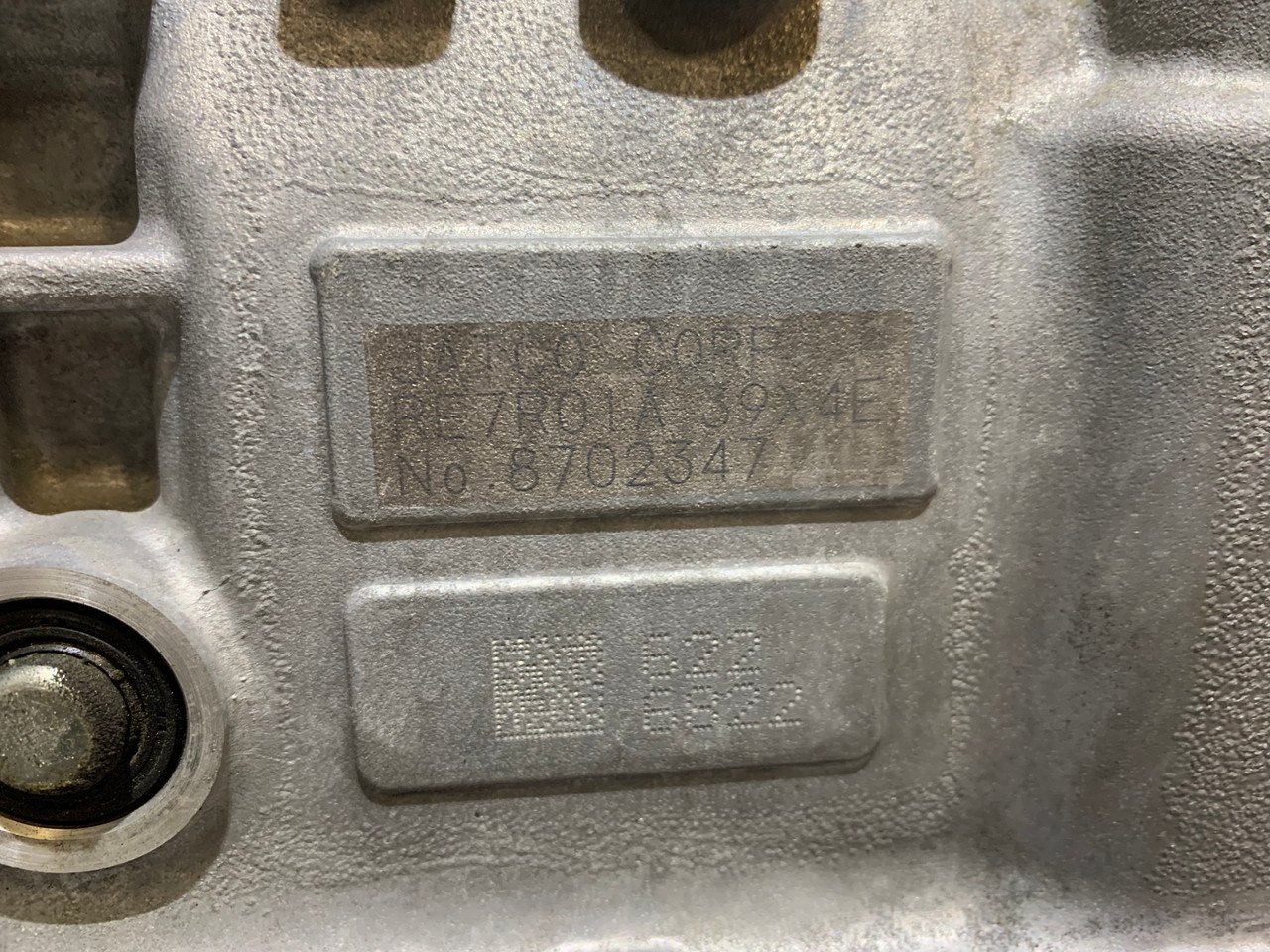 2017-2018 Infiniti Q60 2.0T RWD 7 Speed Automatic Transmission / 47k / IQ602 - Image 12