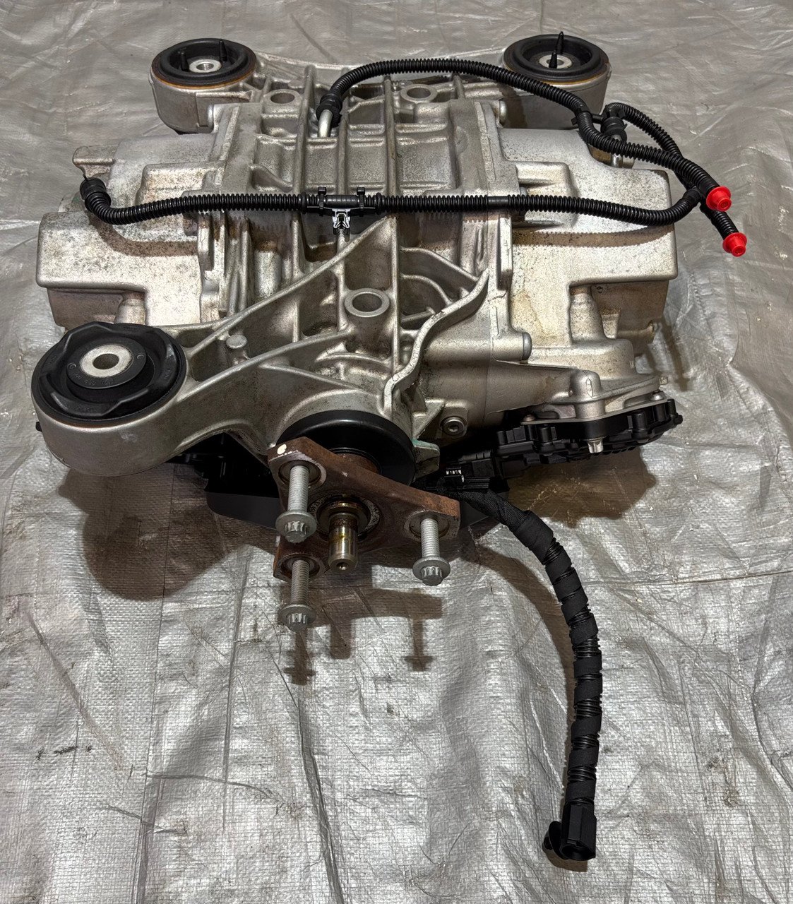 2022-2024 Volkswagen MK8 Golf R Rear Differential Assembly / Automatic / 19K M8R01