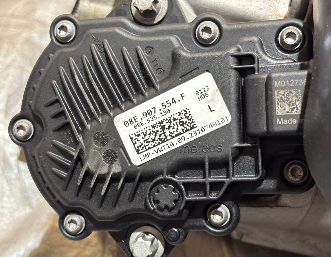 2022-2024 Volkswagen MK8 Golf R Rear Differential Assembly / Automatic / 19K M8R01 - Image 10