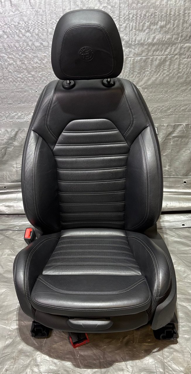 2017-2022 Alfa Romeo Giulia Ti Black Leather Front & Rear Seat Set / AG006 - Image 26