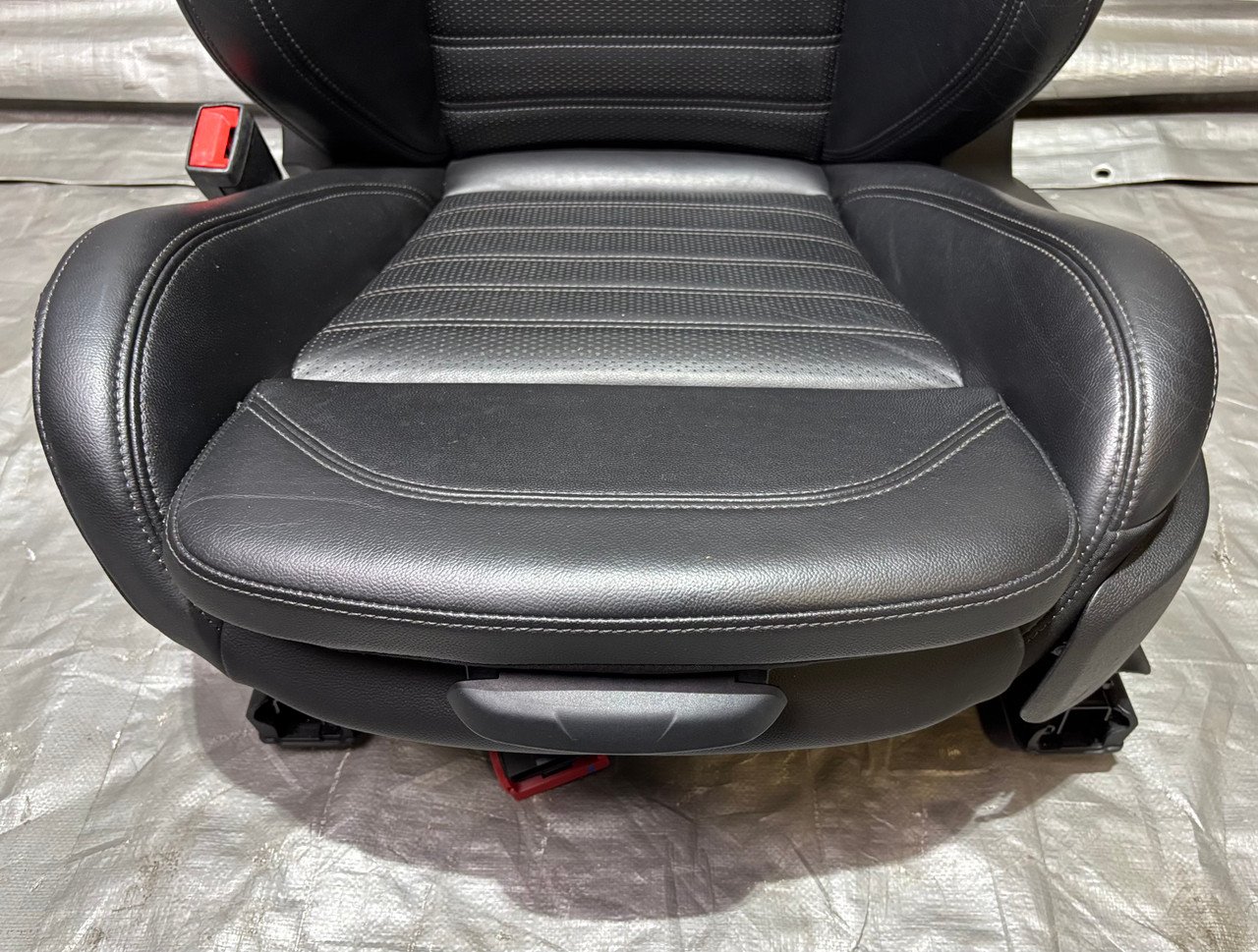 2017-2022 Alfa Romeo Giulia Ti Black Leather Front & Rear Seat Set / AG006 - Image 27