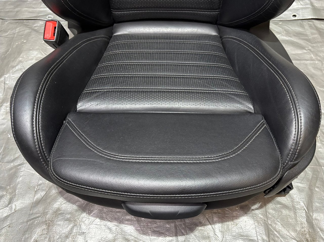 2017-2022 Alfa Romeo Giulia Ti Black Leather Front & Rear Seat Set / AG006 - Image 28