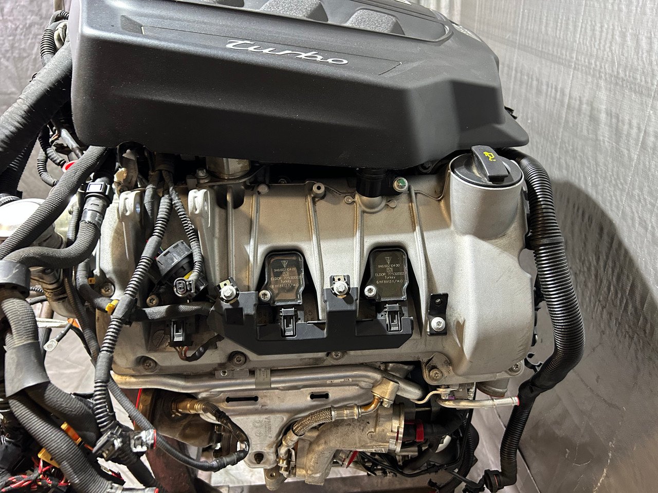 2015-2016 Porsche Macan Turbo 3.6l Engine Long Block w/ Turbochargers / 84K PM006 - Image 24