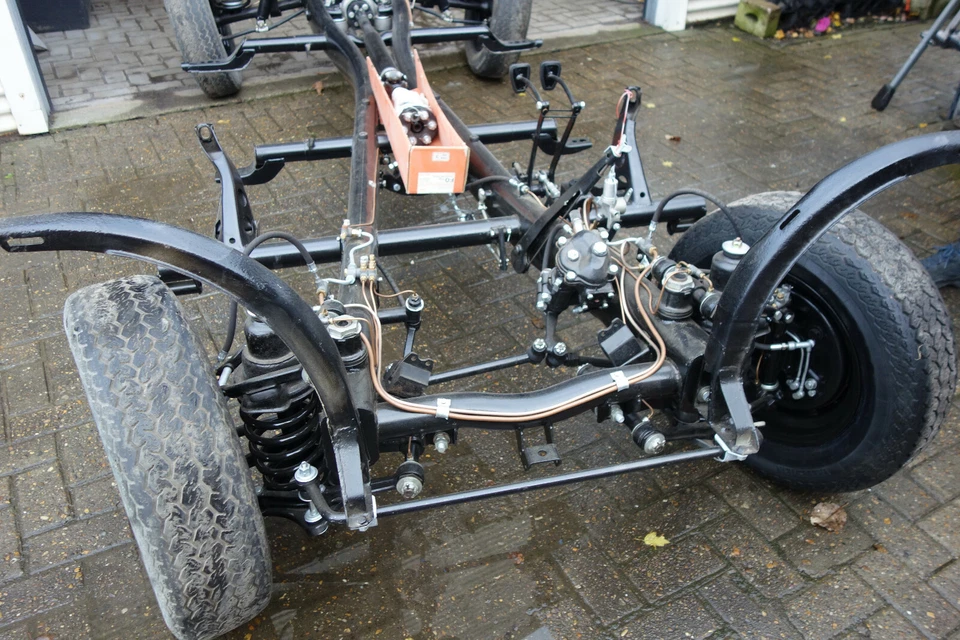 Mercedes Benz 220 W 187 Completely Overhauled Chassis With New Parts - Image 3